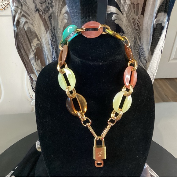 Louis Vuitton lock and key on unbranded colorful chain. - Picture 3 of 3